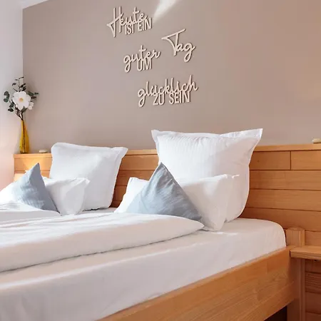 Haus Alpenstern Zwoade Hoamad Farchant